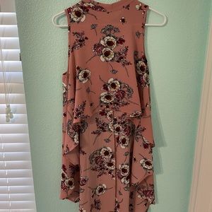 Top is by SHEIN! Worn only once, like brand new